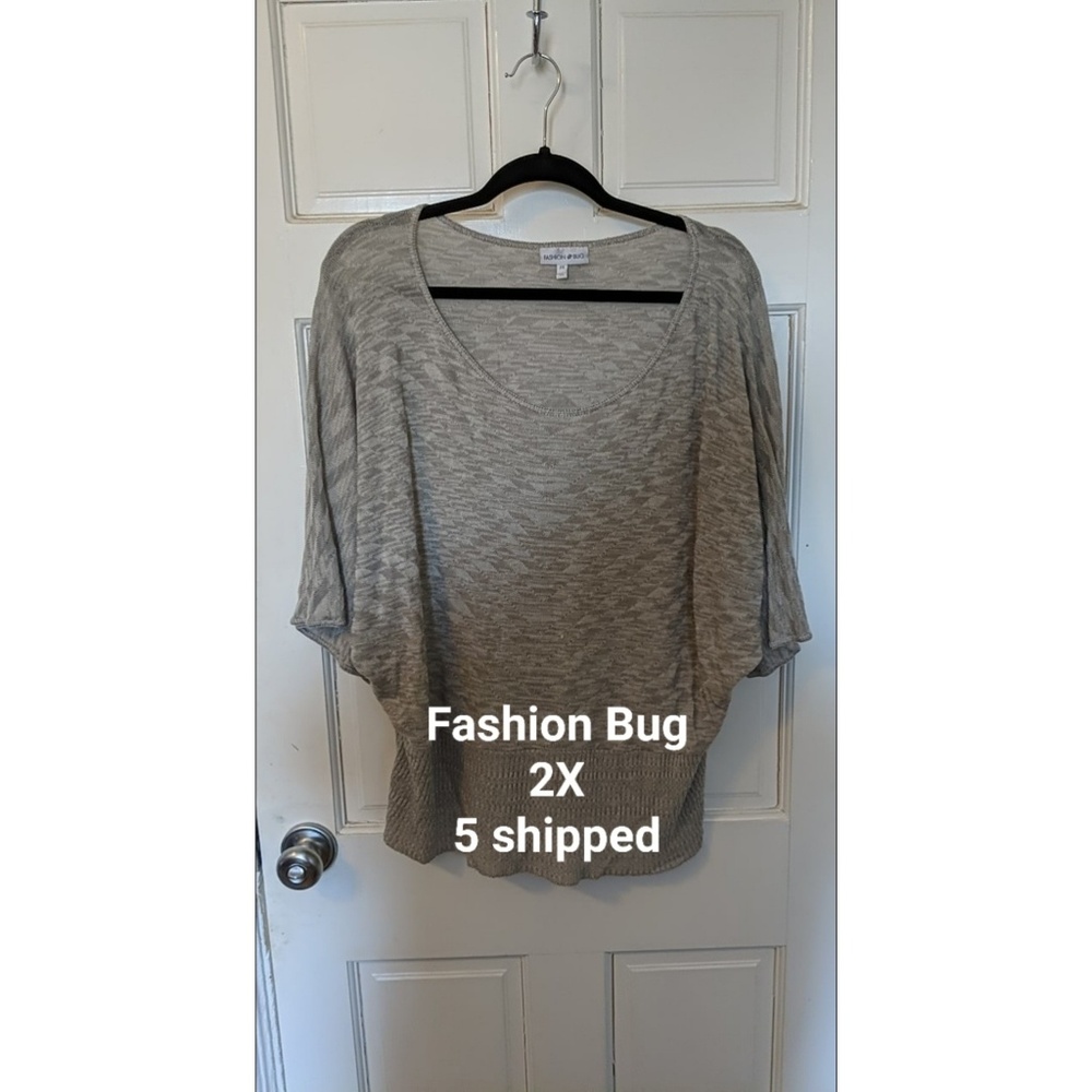 Light grey cropped sweater